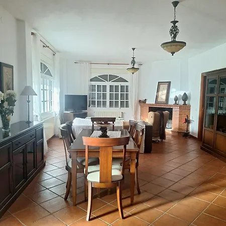 Aires De Gibalto Holiday home Malaga